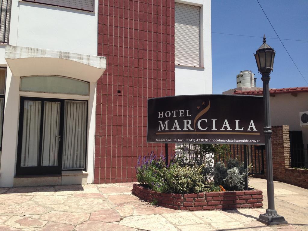 Hotel Marciala Вілья-Карлос-Пас Екстер'єр фото