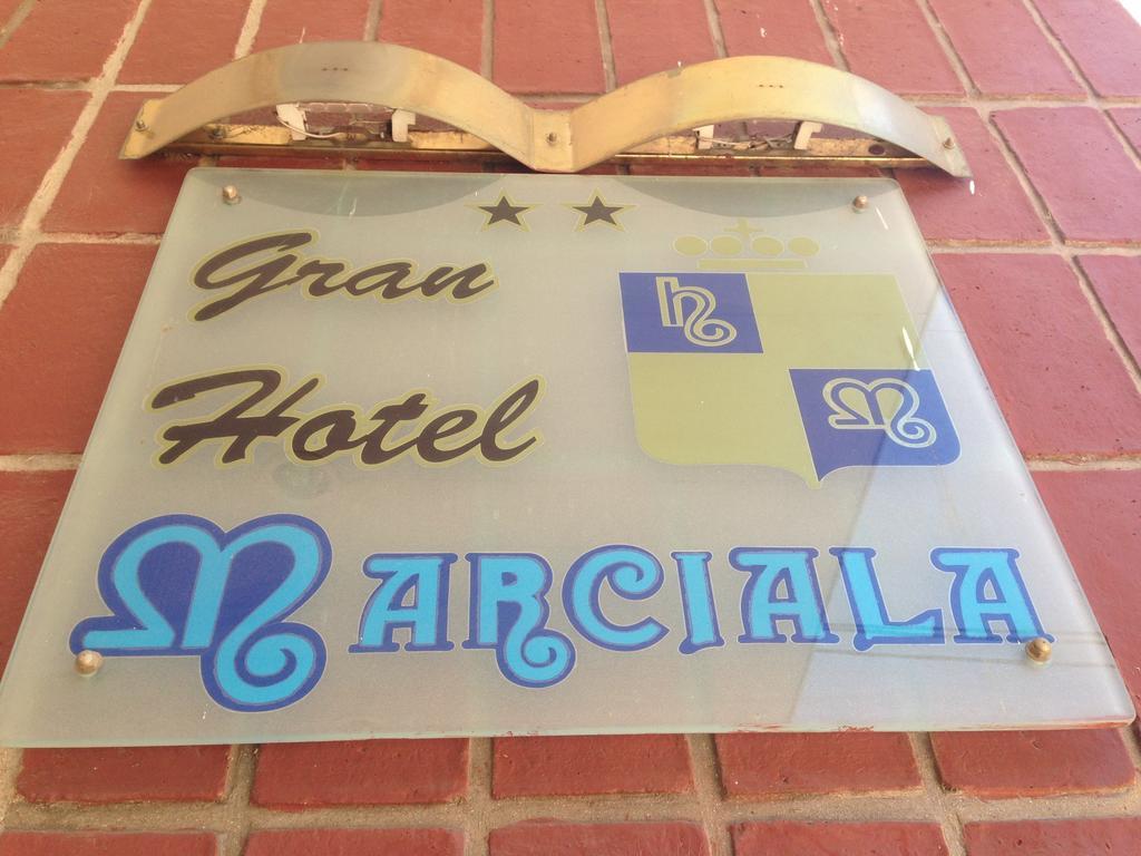 Hotel Marciala Вілья-Карлос-Пас Екстер'єр фото