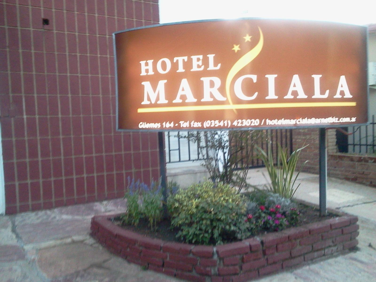 Hotel Marciala Вілья-Карлос-Пас Екстер'єр фото